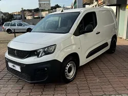 Branco Usado 2021 Peugeot Partner Monovolume | € 13.900 (Preço justo)