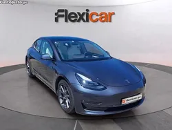 Cinza Usado 2023 Tesla Model 3 Long Range AWD Sedan | € 34.990 (Preço justo)