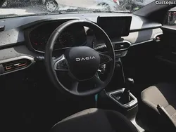 Outra Usado 2023 Dacia Sandero Stepway Citadino | € 16.750 (Preço justo)