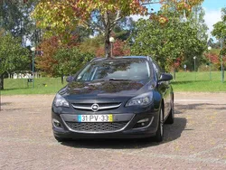 Usado 2015 Opel Astra Carrinha | € 6.950 (Bom preço)