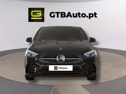 Preto Usado 2022 Mercedes B250 Monovolume | € 32.900