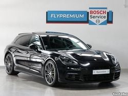 Preto Usado 2018 Porsche Panamera S E-Hybrid Platinum Edition Sedan | € 67.490 (Bom preço)