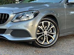 Cinza Usado 2017 Mercedes C180 Avantgarde Sedan | € 18.790 (Preço justo)