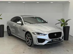 Cinzento Usado 2020 Jaguar XE Sedan | € 39.990