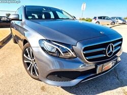 Cinza Usado 2020 Mercedes E300 Avantgarde Sedan | € 46.900 (Preço justo)