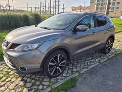Cinzento Usado 2014 Nissan Qashqai SUV | € 14.500 (Preço justo)