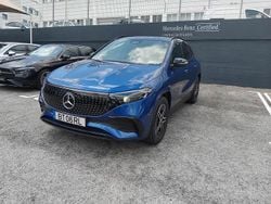 Azul Usado 2025 Mercedes EQA250+ AMG line SUV | € 47.700 (Preço justo)