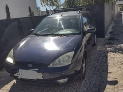 Usado 2004 Ford Focus Sedan | € 1.990 (Preço justo)