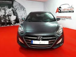 Cinza Usado 2016 Hyundai i30 Comfort | € 12.900