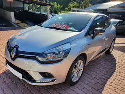 Cinzento Usado 2019 Renault Clio IV LIMITED Citadino | € 14.250 (Preço justo)
