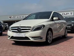 Branco Usado 2012 Mercedes B180 Monovolume | € 14.900 (Caro)