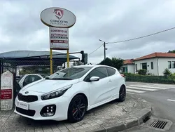 Branco Usado 2016 Kia Ceed GT GT-Line Coupé | € 12.490 (Preço justo)