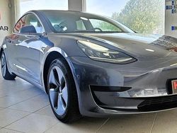 Cinzento Usado 2020 Tesla Model 3 Standard Range Plus Sedan | € 20.999 (Preço justo)