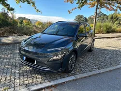 Cinza Usado 2022 Hyundai Kauai Premium SUV | € 20.990 (Preço justo)