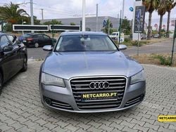 Cinzento Usado 2011 Audi A8 Sedan | € 20.000