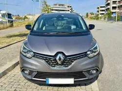 Cinzento Usado 2017 Renault Scénic IV Monovolume | € 14.000 (Preço justo)