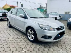 Cinza Usado 2011 Ford Focus Trend | € 5.490 (Bom preço)