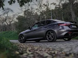 Usado 2020 Alfa Romeo Giulia Veloce Sedan | € 38.500