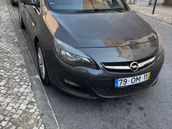 Usado 2014 Opel Astra Sedan | € 5.000 (Preço elevado)
