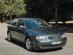 Cinza Usado 2001 Audi A3 Ambiente Citadino | € 5.500 (Bom preço)