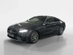 Cinza Usado 2022 Mercedes E220 AMG line Coupé | € 58.950 (Preço elevado)
