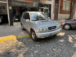 Cinzento Usado 2000 Suzuki Grand Vitara SUV | € 4.800