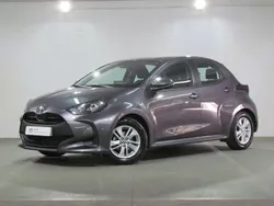 Cinz hemati 133 Usado 2021 Toyota Yaris Comfort Citadino | € 16.750 (Preço justo)
