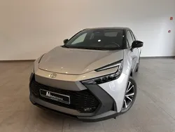 Cinza (pintura metalizada) Usado 2023 Toyota C-HR SUV | € 38.000 (Preço elevado)