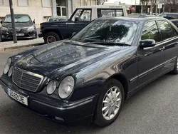 Usado 2000 Mercedes E200 Elegance Sedan | € 4.400