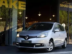Cinzento Usado 2016 Renault Grand Scénic IV Intens Monovolume | € 9.990