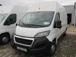 Branco Usado 2020 Peugeot Boxer Premium Van | € 19.000 (Preço justo)