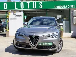 Cinza Usado 2018 Alfa Romeo Stelvio Super SUV | € 24.970 (Preço justo)