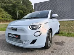 Azul Usado 2022 Fiat 500e Icon Citadino | € 17.899 (Preço justo)