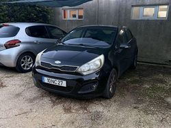 Usado 2012 Kia Rio Sedan | € 4.000