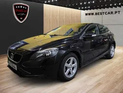 Preto Usado 2017 Volvo V40 Carrinha | € 17.950 (Preço elevado)