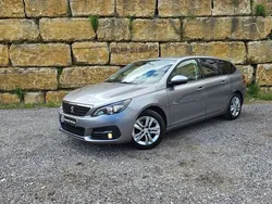Cinzento Usado 2018 Peugeot 308 Active Carrinha | € 9.950 (Preço justo)