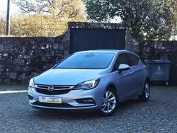 Cinzento Usado 2017 Opel Astra Edition Citadino | € 11.900 (Preço justo)