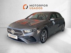 Cinza Usado 2024 Mercedes A200 Sedan | € 33.990 (Preço justo)