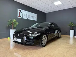 Preto Usado 2016 Jaguar XE Portfolio Sedan | € 18.500 (Bom preço)
