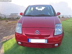 Vermelho Usado 2003 Citroën C2 Citadino | € 3.490 (Preço justo)