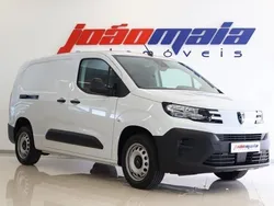 Branco Usado 2024 Peugeot Partner Monovolume | € 24.300 (Caro)