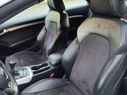 Cinzento Usado 2012 Audi A5 Coupé | € 7.850