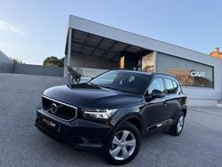 Preto Usado 2021 Volvo XC40 Momentum SUV | € 23.990 (Preço justo)