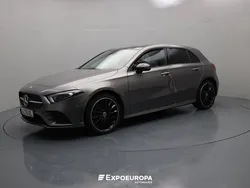 Cinzento Usado 2023 Mercedes A250 AMG | € 38.990 (Bom preço)