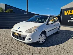 Branco Usado 2011 Renault Clio II | € 6.950 (Preço justo)
