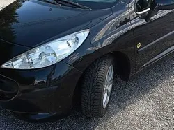 Usado 2008 Peugeot 207 Sedan | € 3.900 (Bom preço)