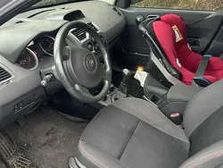 Usado 2007 Renault Mégane II Sedan | € 2.800 (Preço elevado)