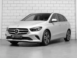 Cinza Usado 2019 Mercedes B180 Style Monovolume | € 22.900 (Preço justo)