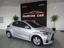 Cinzento Usado 2021 Toyota Yaris Comfort | € 17.900 (Preço justo)