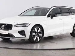 Branco Usado 2025 Volvo V60 Carrinha | € 46.300 (Preço justo)